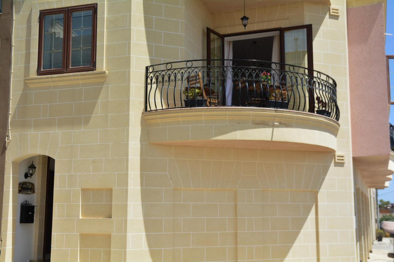 Bed and Breakfast Joseluce Gudja Екстер'єр фото